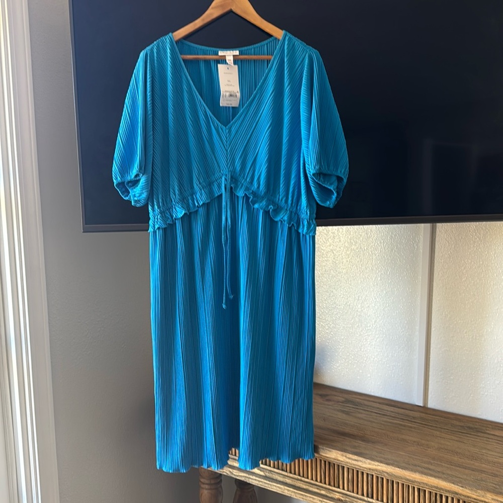🔘Isabel dress.   Brand new and perfect condition